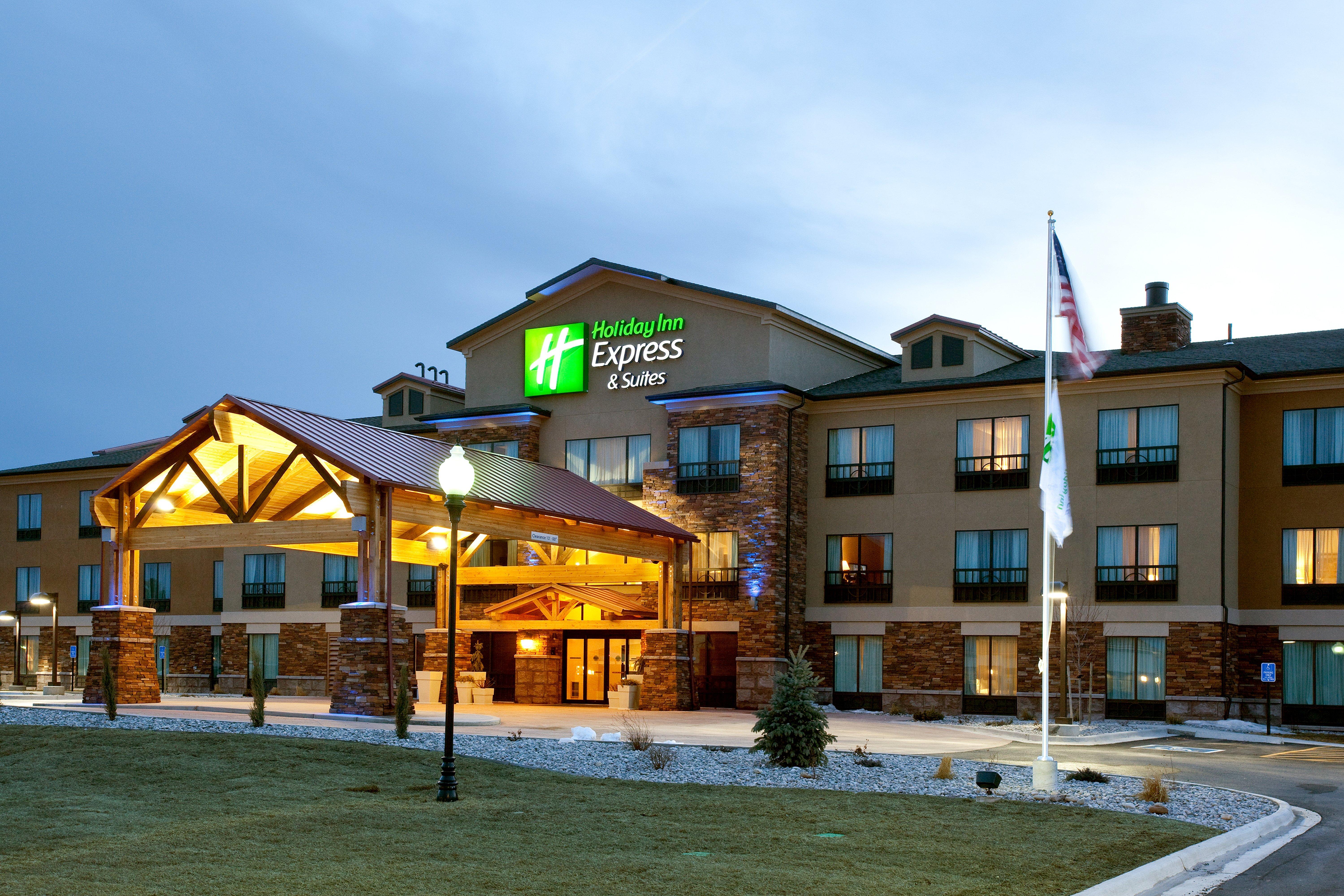 Holiday Inn Express Hotel & Suites Lander, An Ihg Hotel Exterior photo